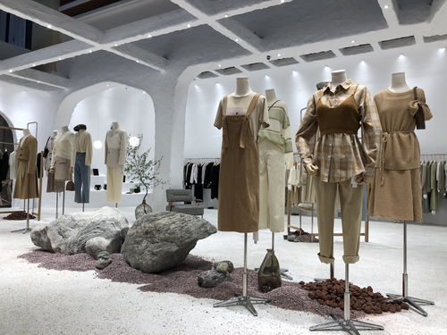 一件广州衣的跨国之旅